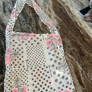 Free People cross body tote Bag, GUC